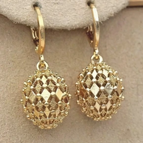 AllTheThingsJewelry Jewelry - 14k Gold Plated Dainty Gold Ball Drop Earrings